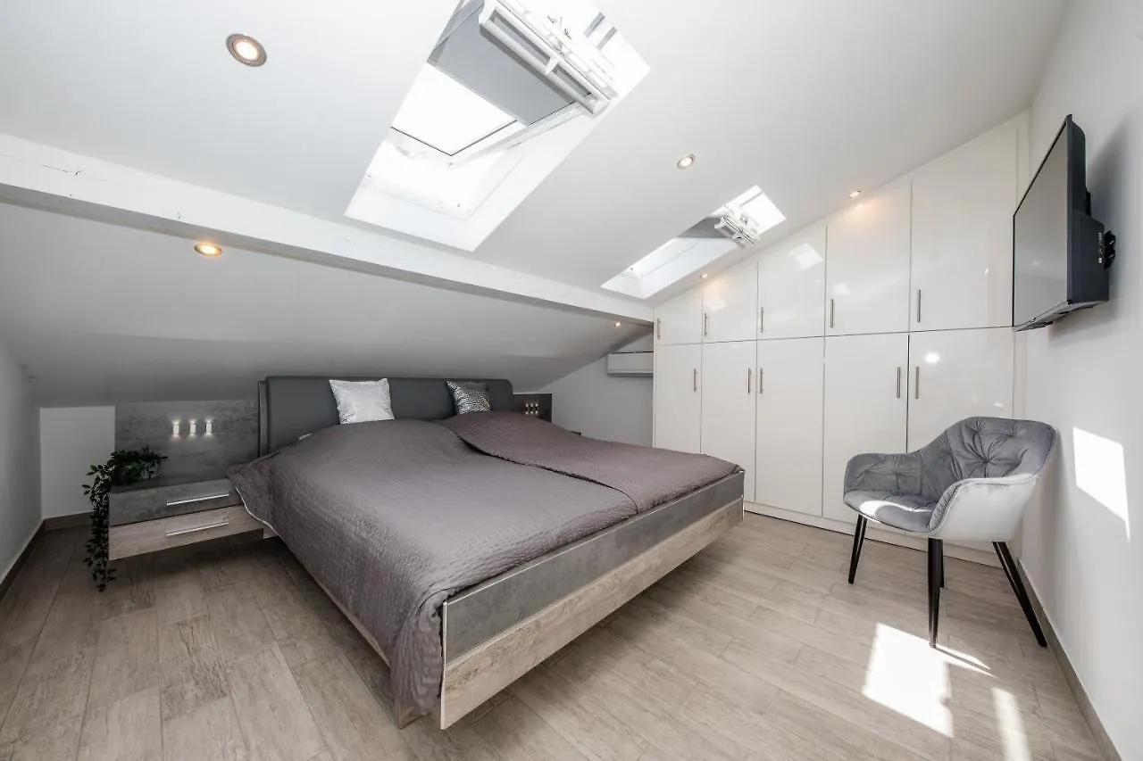 **** Ferienwohnung Auf Der Insel Rab Rab Town Croacia